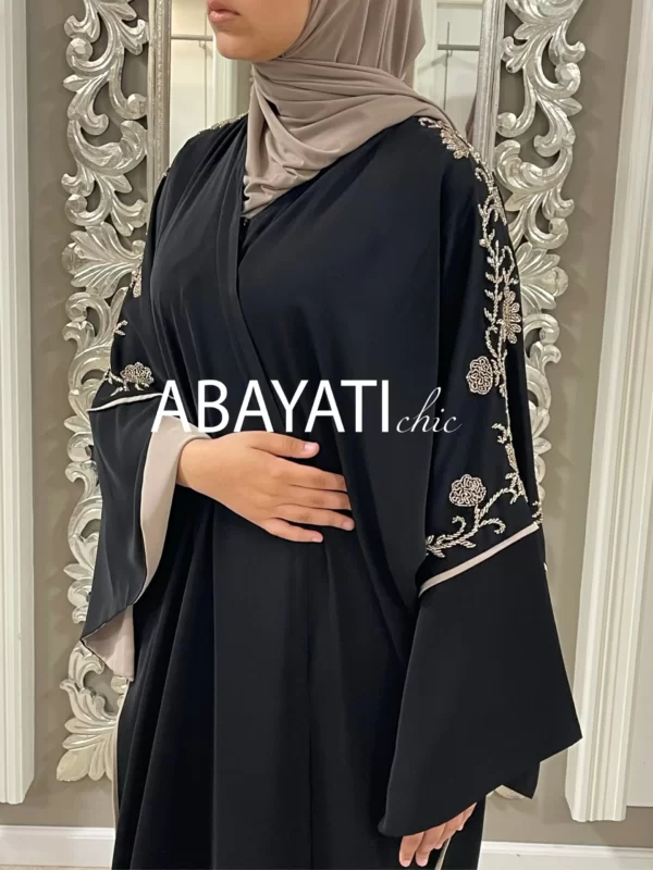 ABAYATI: Sabrine