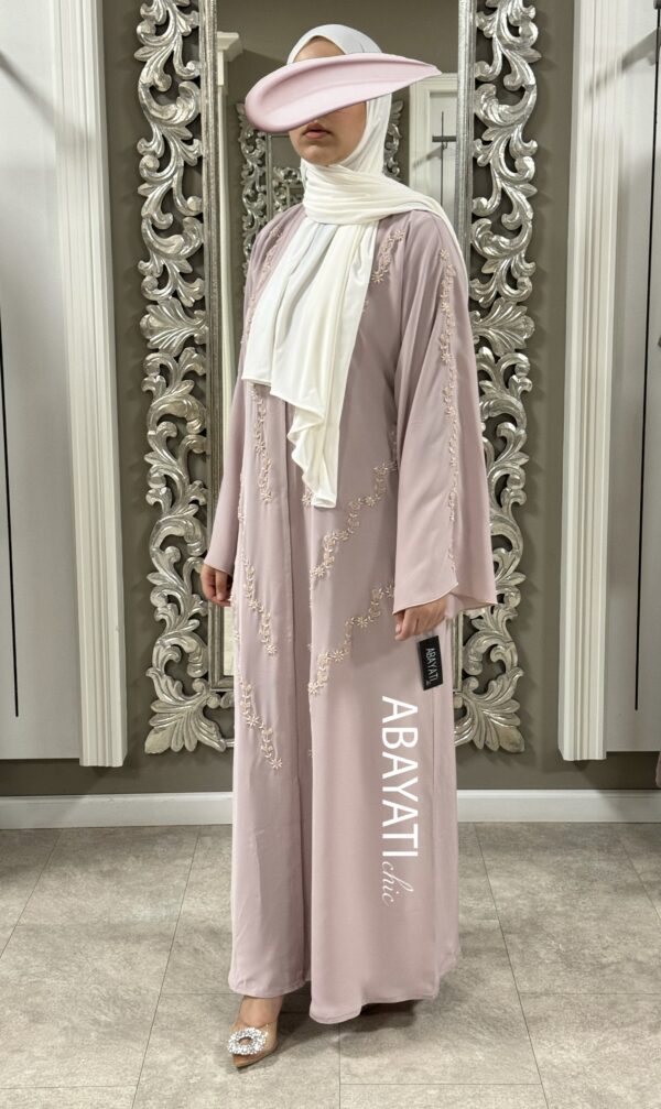 ABAYATI: Alia - Afbeelding 3